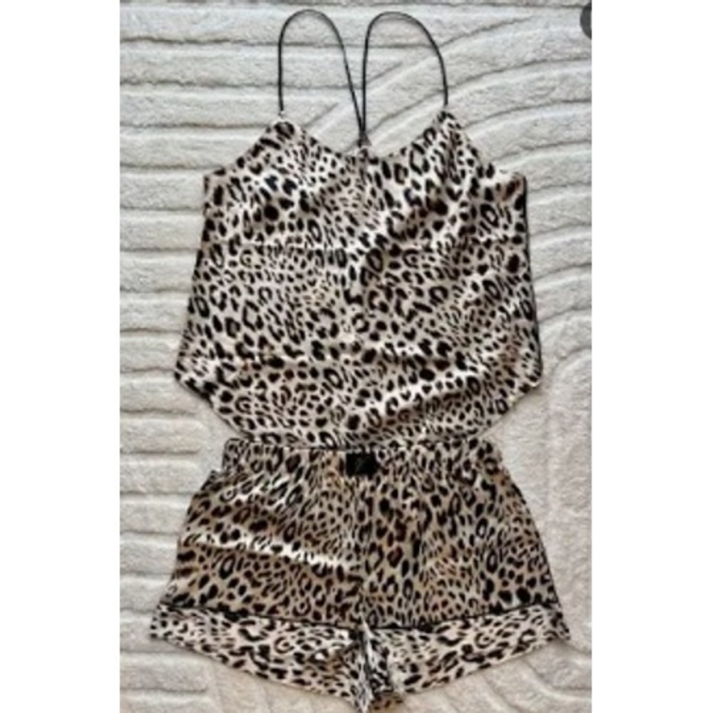 Victoria's Secret Leopard Satin Pajama Set Cami Shorts Animal Print L/S
